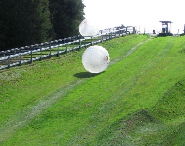 a toda velocidad zorbing